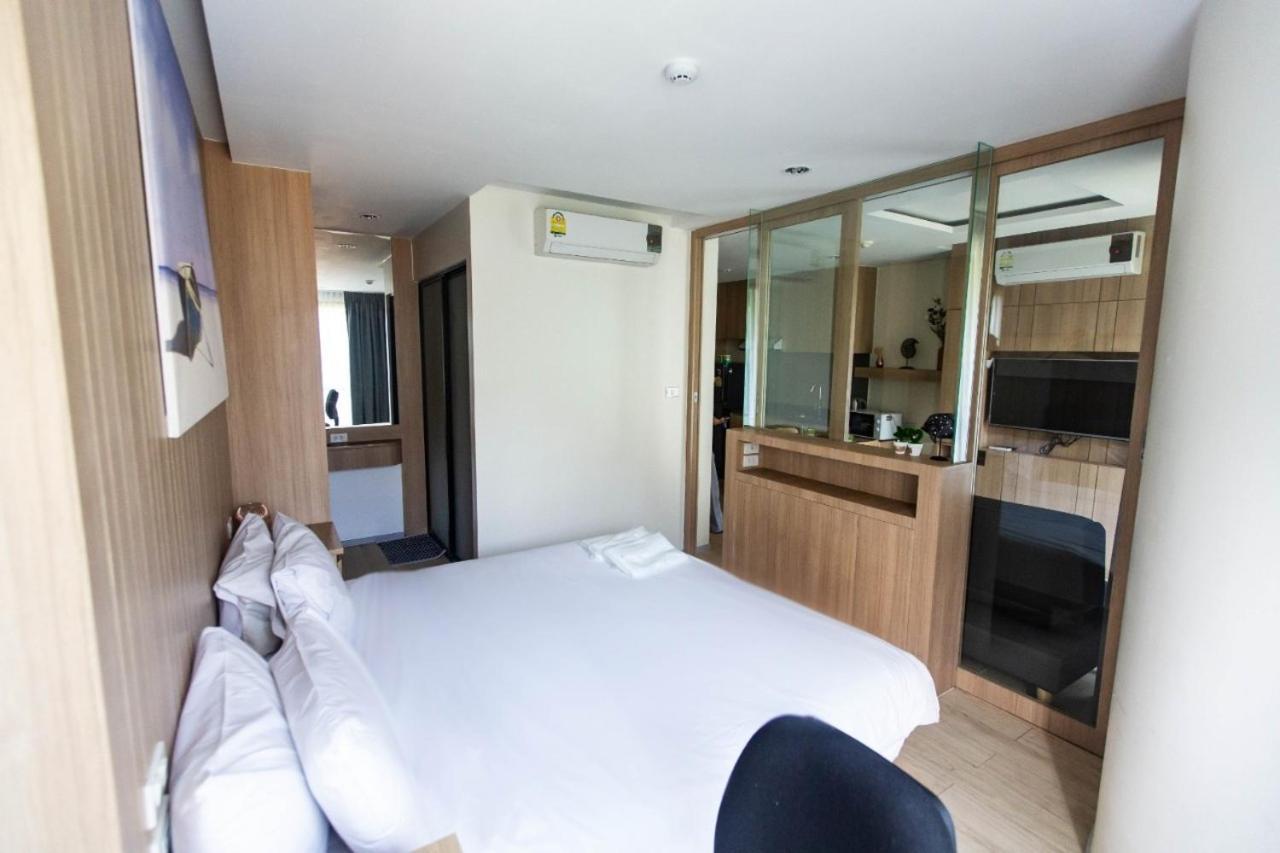 Appartement The Chezz By Patsamon à Pattaya Extérieur photo
