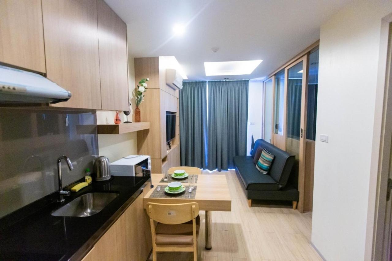 Appartement The Chezz By Patsamon à Pattaya Extérieur photo